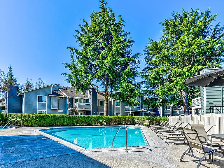 Cedar Glen — Photo 13