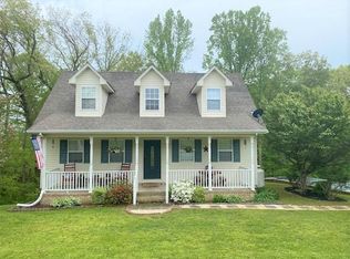 136 Johnny Bernard Loop, Russell Springs, KY 42642