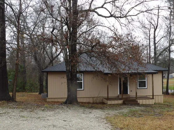 300 W Main St, Ore City, TX 75683