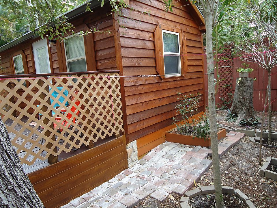 2nd image of 618 Avenida De Mayo