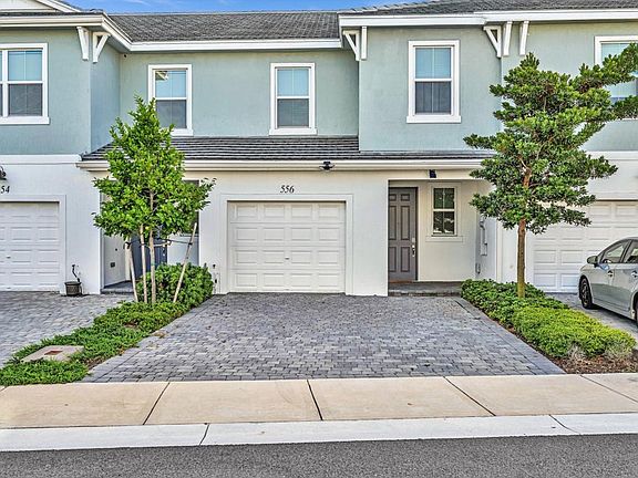 2nd image of 556 Sanderling Cir #0