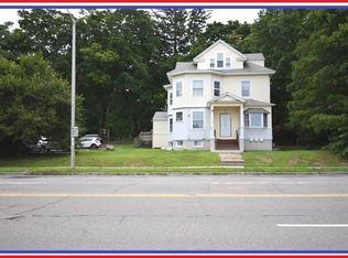 216 Park Ave, Worcester, MA 01609