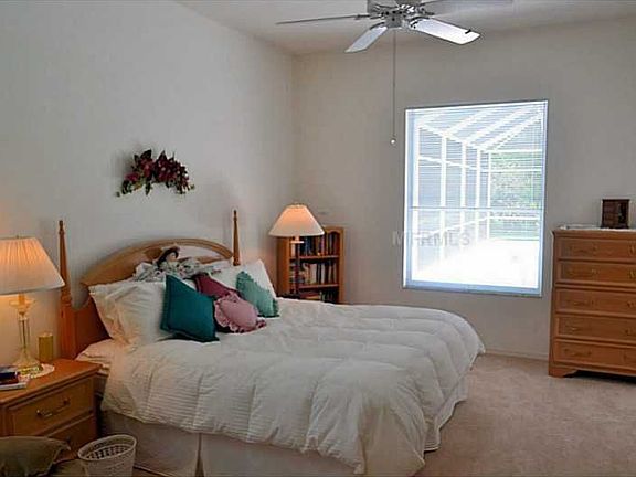 3rd image of 9414 Hawksmoor Ln