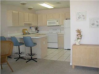 3rd image of 7476 Sunset Harbor Dr APT 412