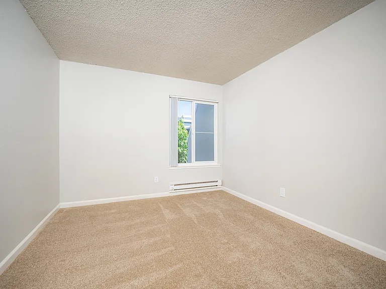 Breakwater 1 Bed, Bedroom Breakwater 1 Bed, Bedroom