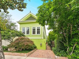 318 Walnut St, New Orleans, LA 70118
