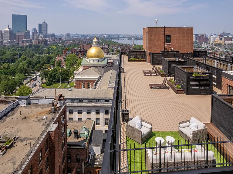 130 Bowdoin St #1703 — Photo 12
