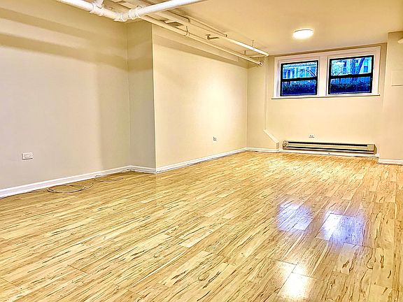 3rd image of 4516 N Greenview Ave APT G