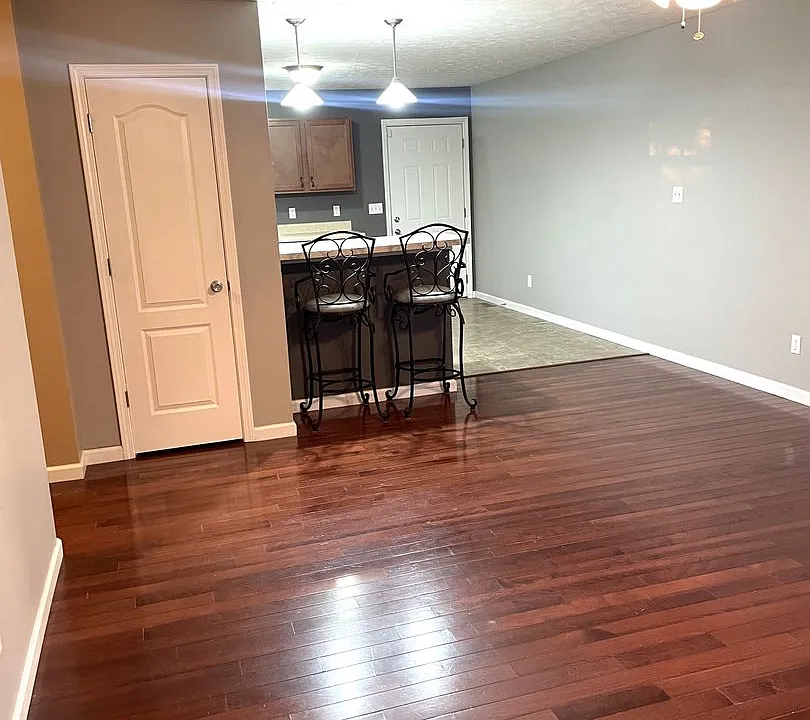 2138 Bernhurst Dr