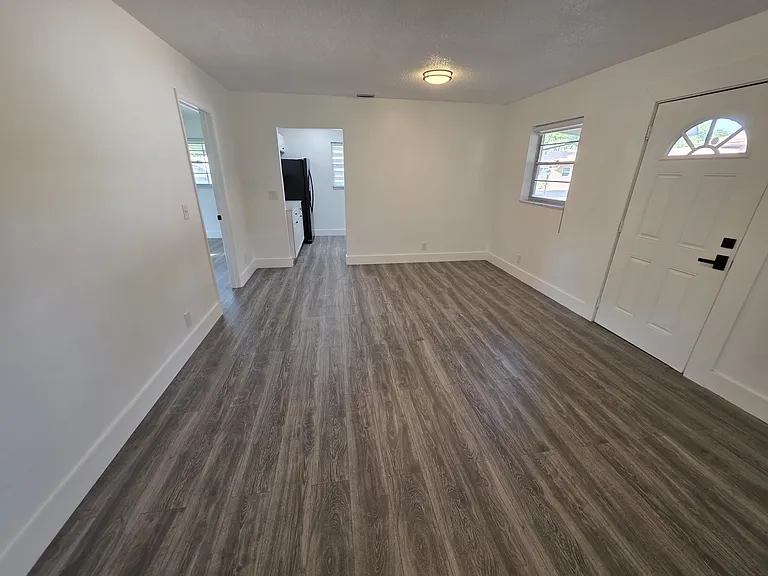 718 Whippoorwill Ln — Photo 22