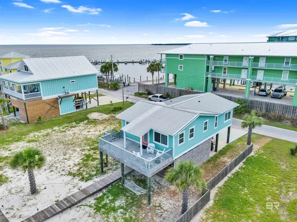 649 Cherokee Rd, Gulf Shores, AL 36542