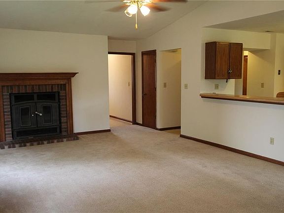 4th image of 1777 Petree Dr