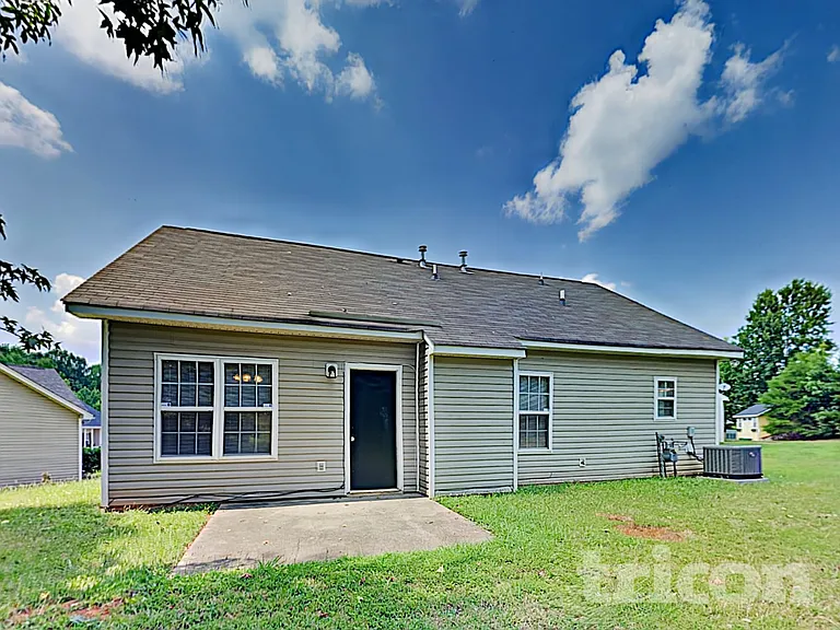 1904 Nigel Ct — Photo 17