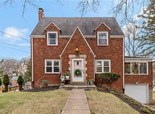 5208 Sherwood Dr, Pittsburgh, PA 15236