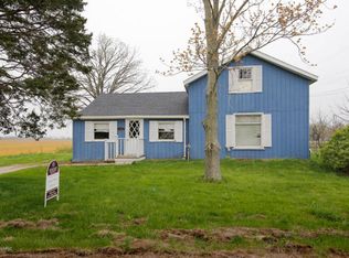 16661 Moorepark Rd, Three Rivers, MI 49093