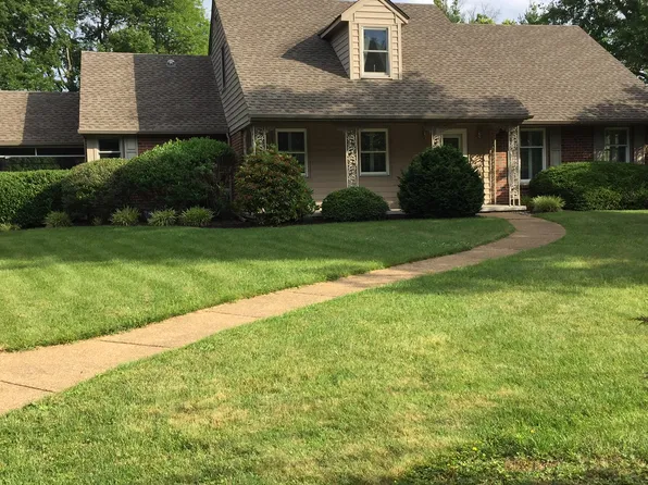 2212 Jones Ln, Wilmington, DE 19810