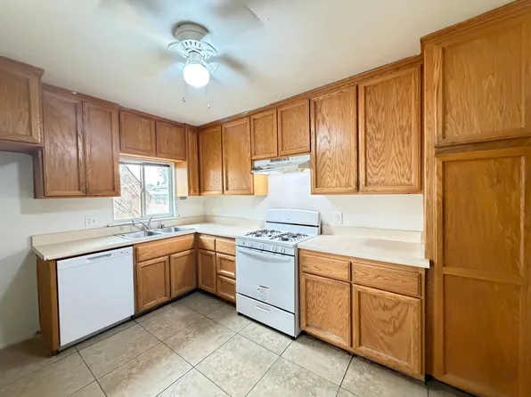 1411 Isabell Rd, Bakersfield, CA 93306