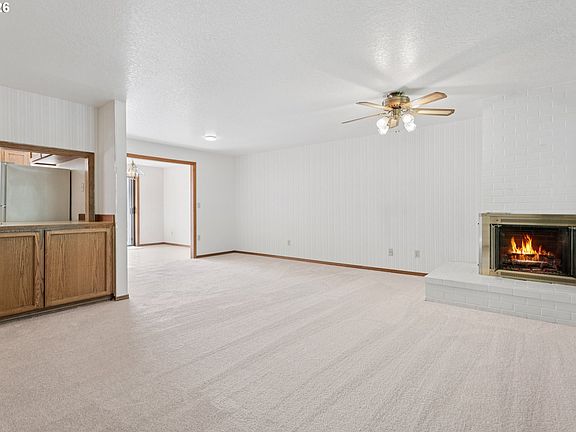 5th image of 12116 SE 104th Ct