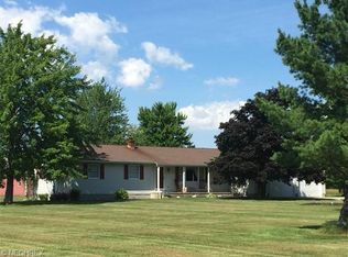 8215 Spencer Lake Rd, Medina, OH 44256