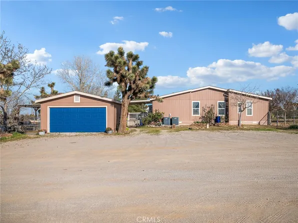 2826 Marco Rd, Phelan, CA 92371