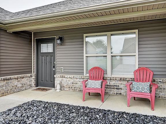 4th image of 210 Royal Birkdale Ct
