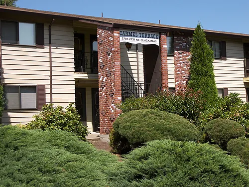 2701-2731 NE Clackamas St Photo 1