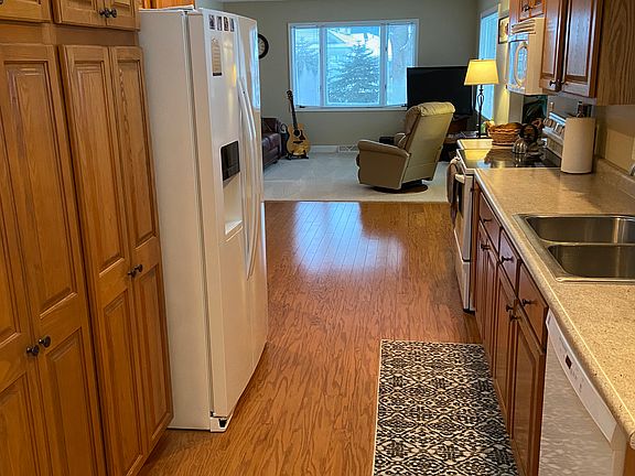 Open kitchen to living room.