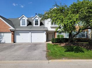 1311 Nutmeg Ct APT B, Mount Prospect, IL 60056