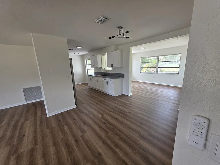 45 Sj Kellner Blvd — Photo 5