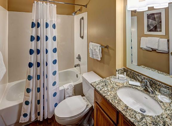 3rd image of 900 W Walnut Hill Ln #920