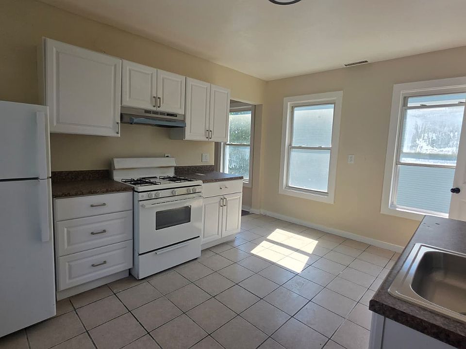 1st image of 187 Saltonstall Ave #2