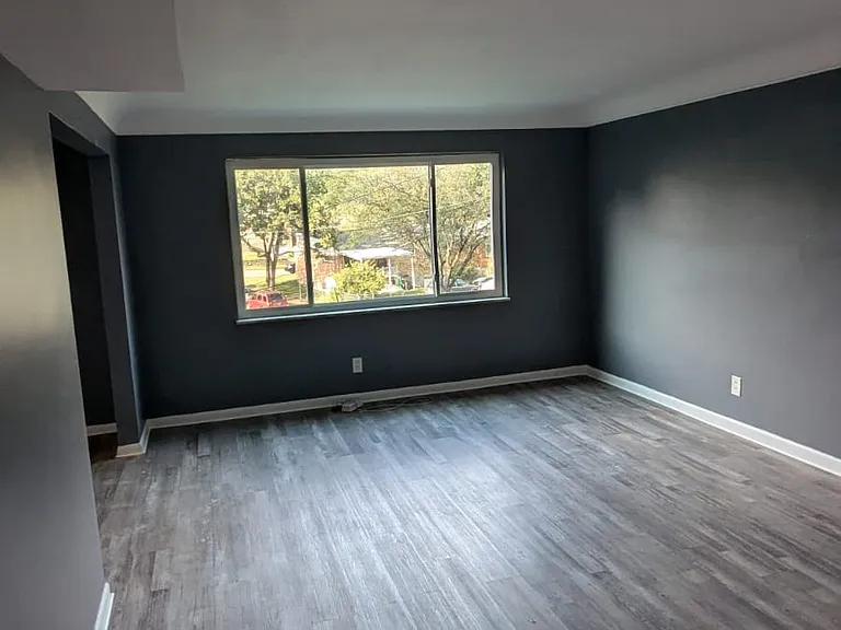 2825 Westknolls Ln #4 — Photo 15