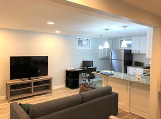 1909 N Glebe Rd, Arlington, VA 22207