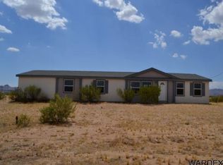 597 S Parker Rd, Golden Valley, AZ 86413