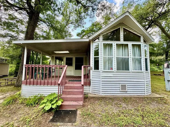 123 Sugar Maple Circle #165, Wisconsin Dells, WI 53965