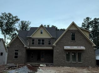 108 Bishop Bend Dr, Huntsville, AL 35806