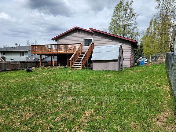5th image of 17024 Meadow Creek Dr