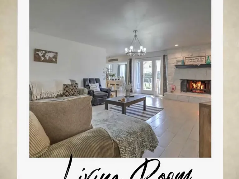 2605 W Canton Pl — Photo 1