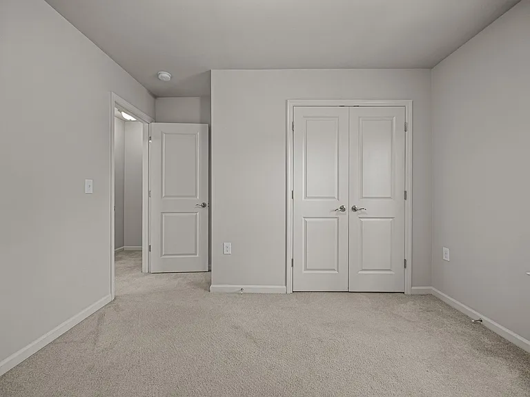 401 Sullivan Loop Rd — Photo 12