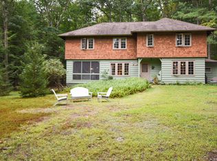 205 Goldenrod Ln, Buck Hill Falls, PA 18323