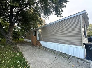 7035 Festival Dr SW, Grand Rapids, MI 49548
