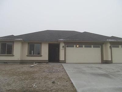 1st image of 1407 Diamond Dr