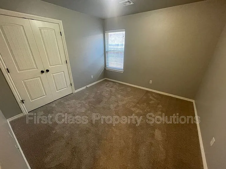 129 Ashley Dr — Photo 14