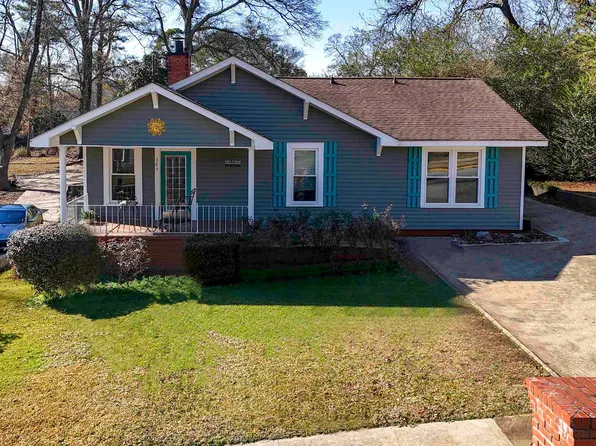 105 Adamson Ave, Carrollton, GA 30117