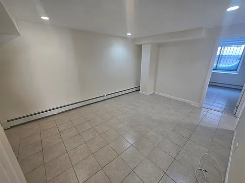 194 Allston St #4 Photo 1