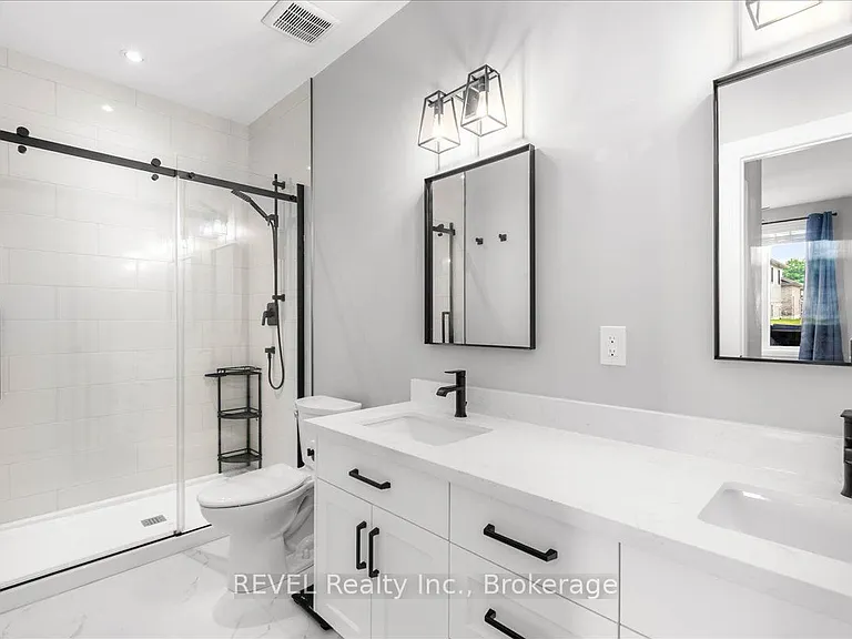 371 Argyle Ave — Photo 18