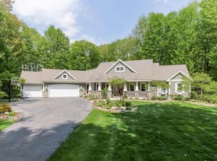 7945 Lone Oak Ct SE, Caledonia, MI