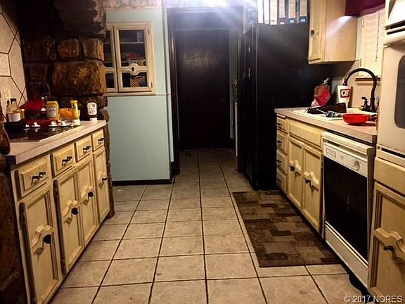 3rd image of 2528 S 96th East Ave
