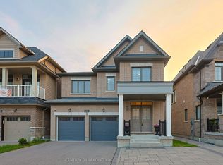 60 Bremner St, Whitby, ON L1R 0P8