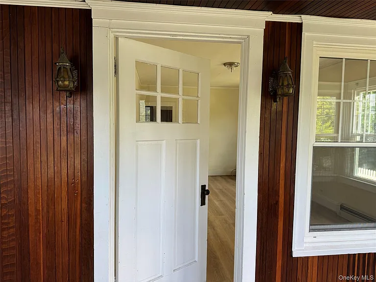28 Sound Beach Ave — Photo 3